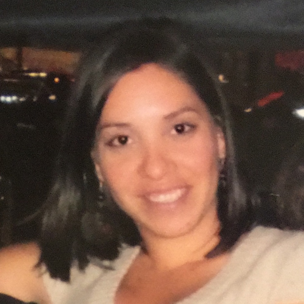 Meet your Posher, Yolanda
